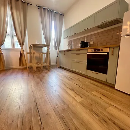 Sublime T3 Centre Ajaccio, Equipe Et Climatise Ajaccio (Corsica)