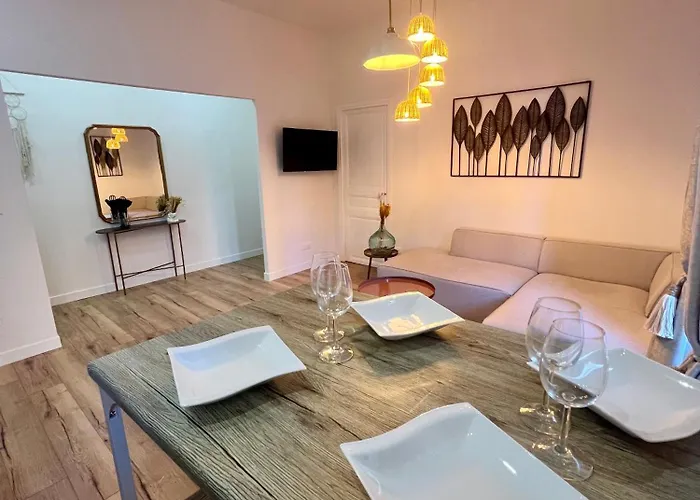 Sublime T3 Centre Ajaccio, équipé Et Climatisé Ajaccio (Corsica)